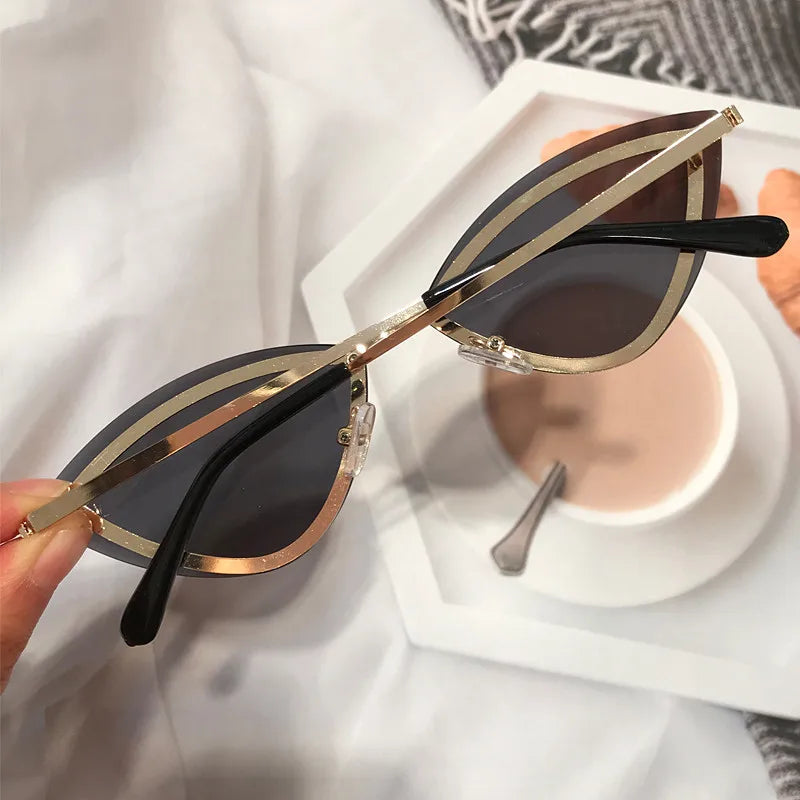 Cat Eye Sunglasses With Strass
