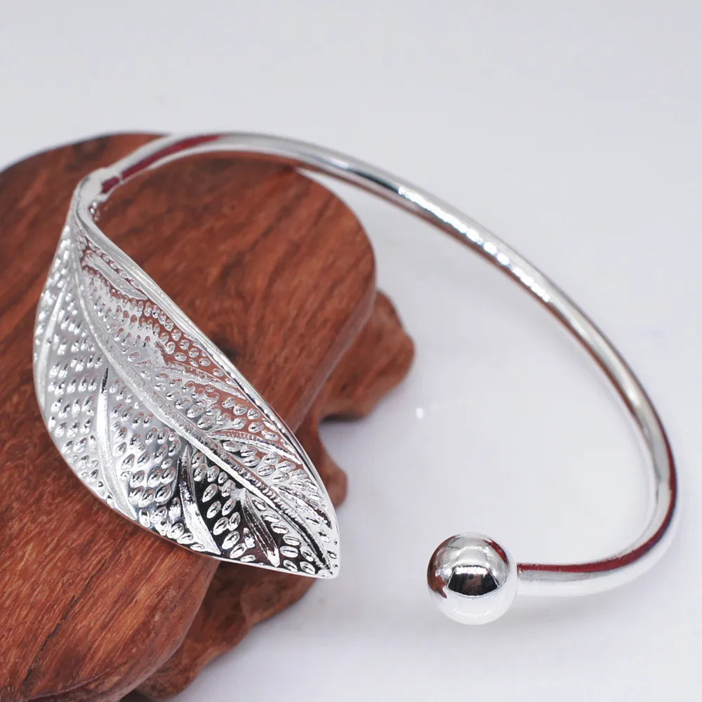 Milan Leaf Bracelet